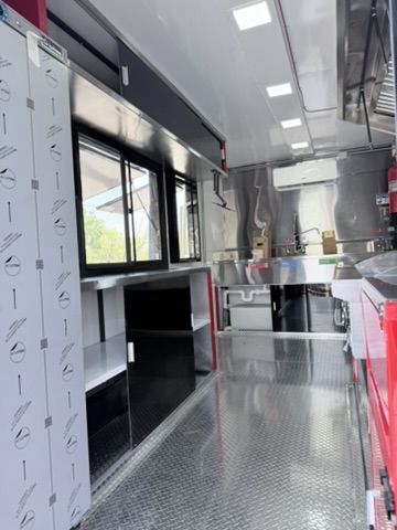 Red trailer service side detail