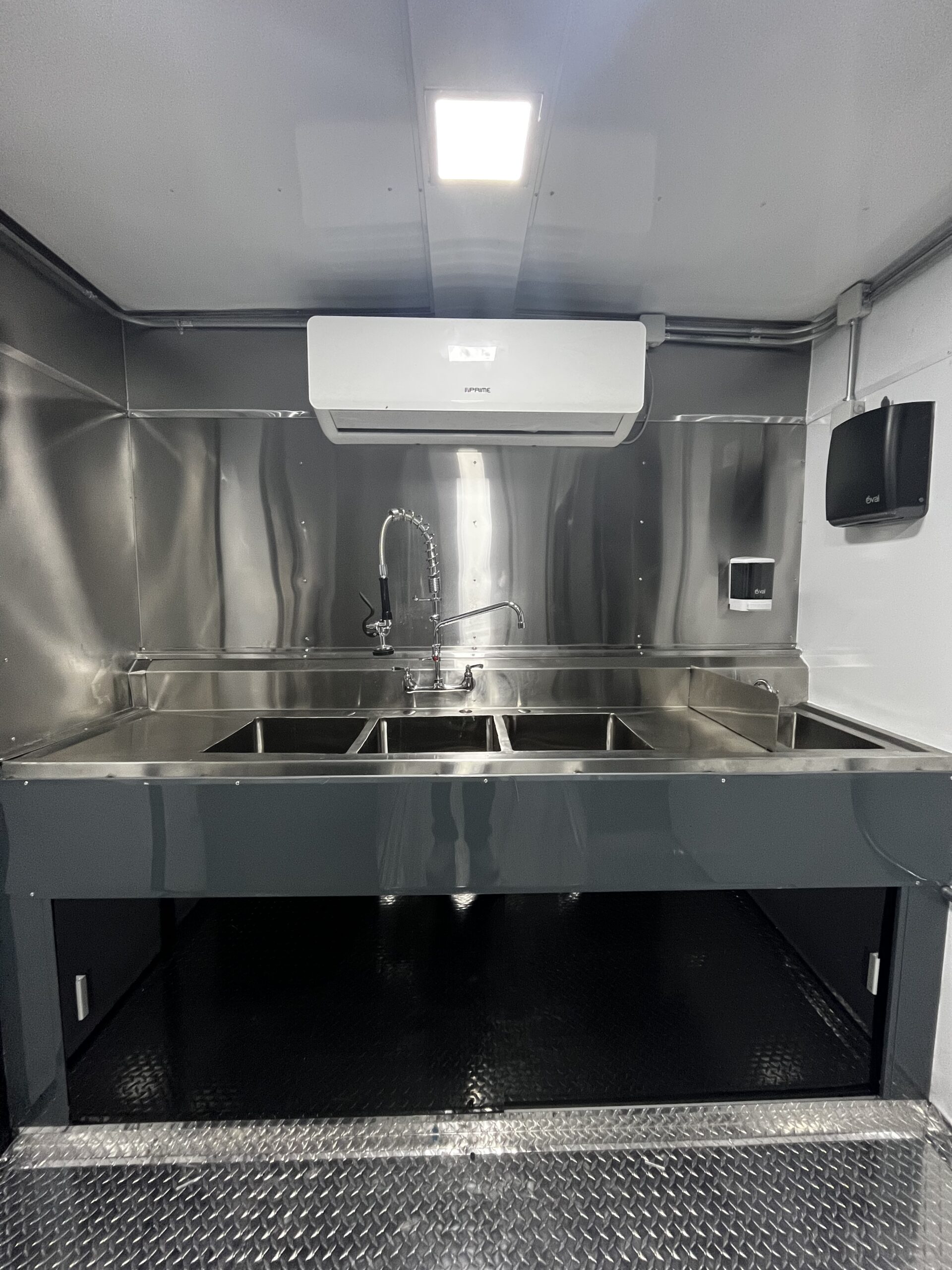 3 compartment sink and AC unit