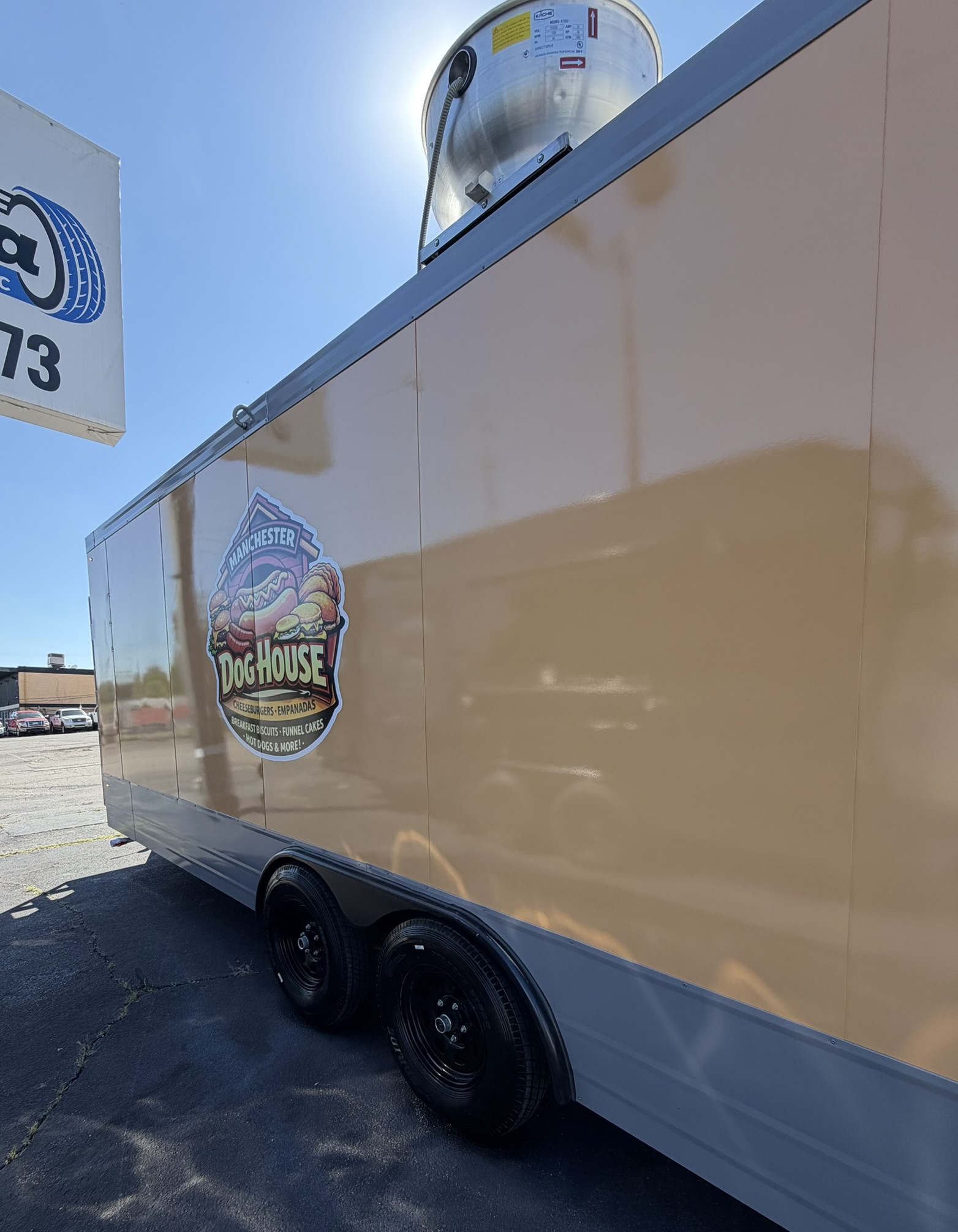 Dog House Manchester custom food trailer photo 16