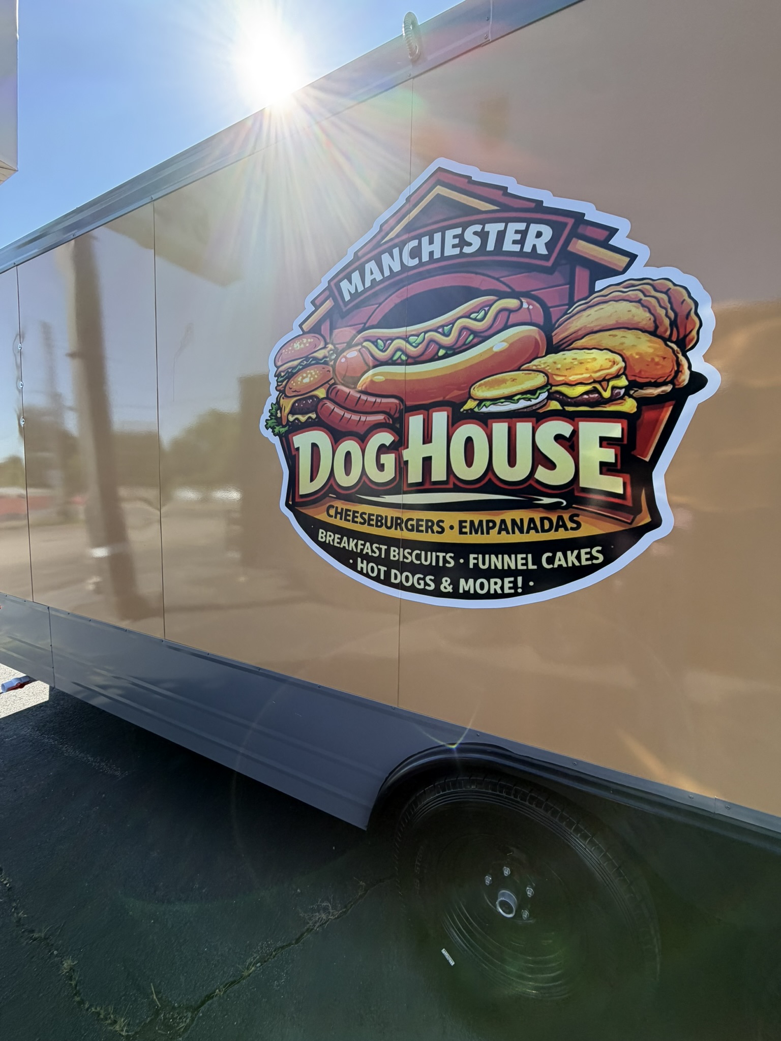 Dog House Manchester custom food trailer photo 20