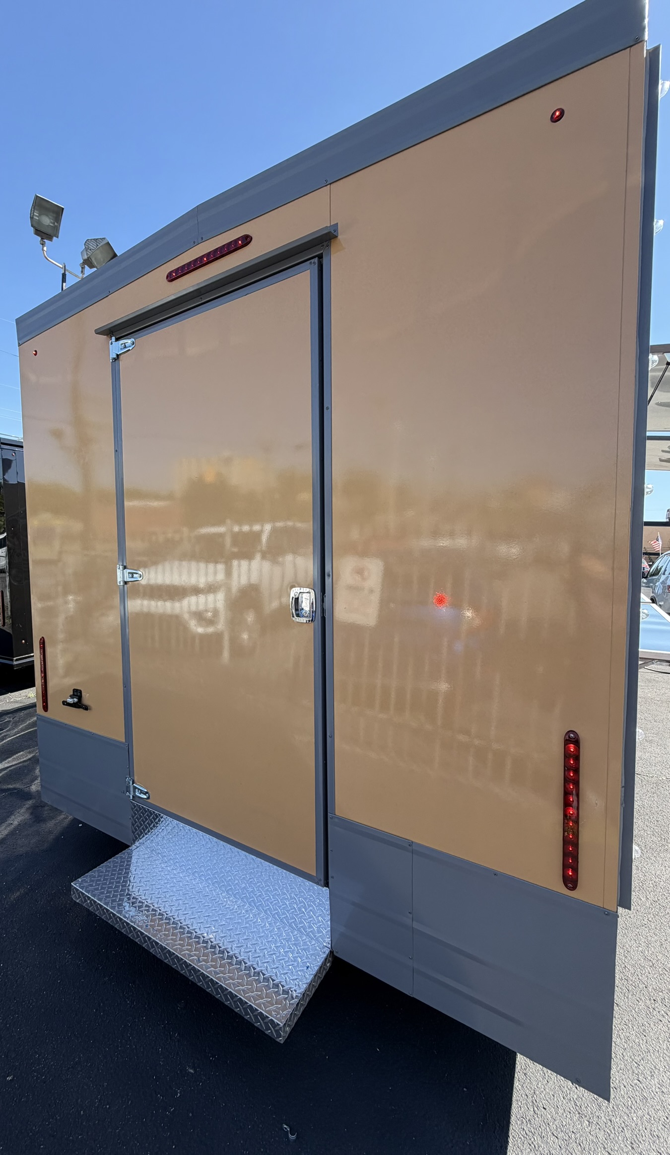 Dog House Manchester custom food trailer photo 6