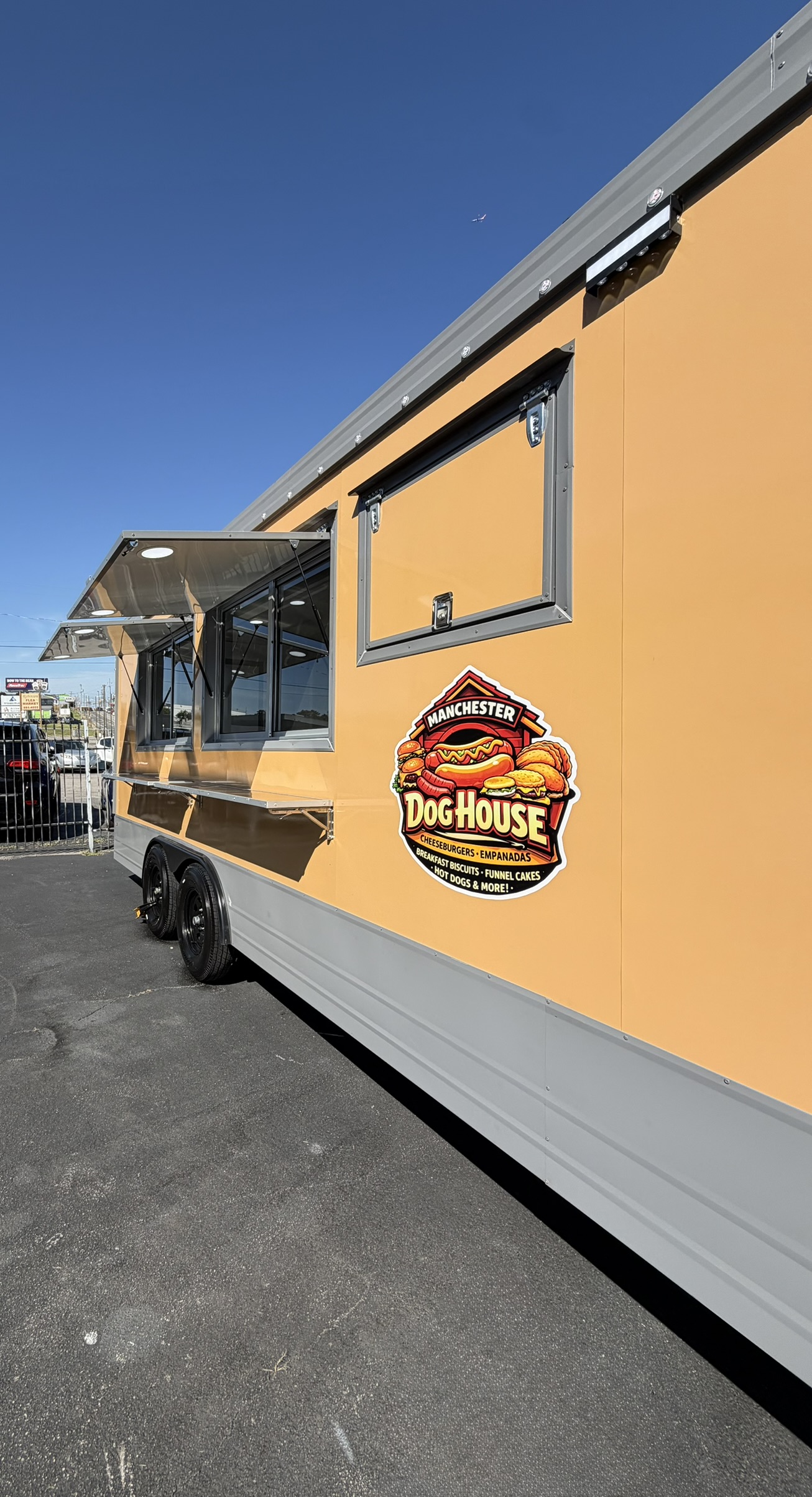 Dog House Manchester custom food trailer photo 7