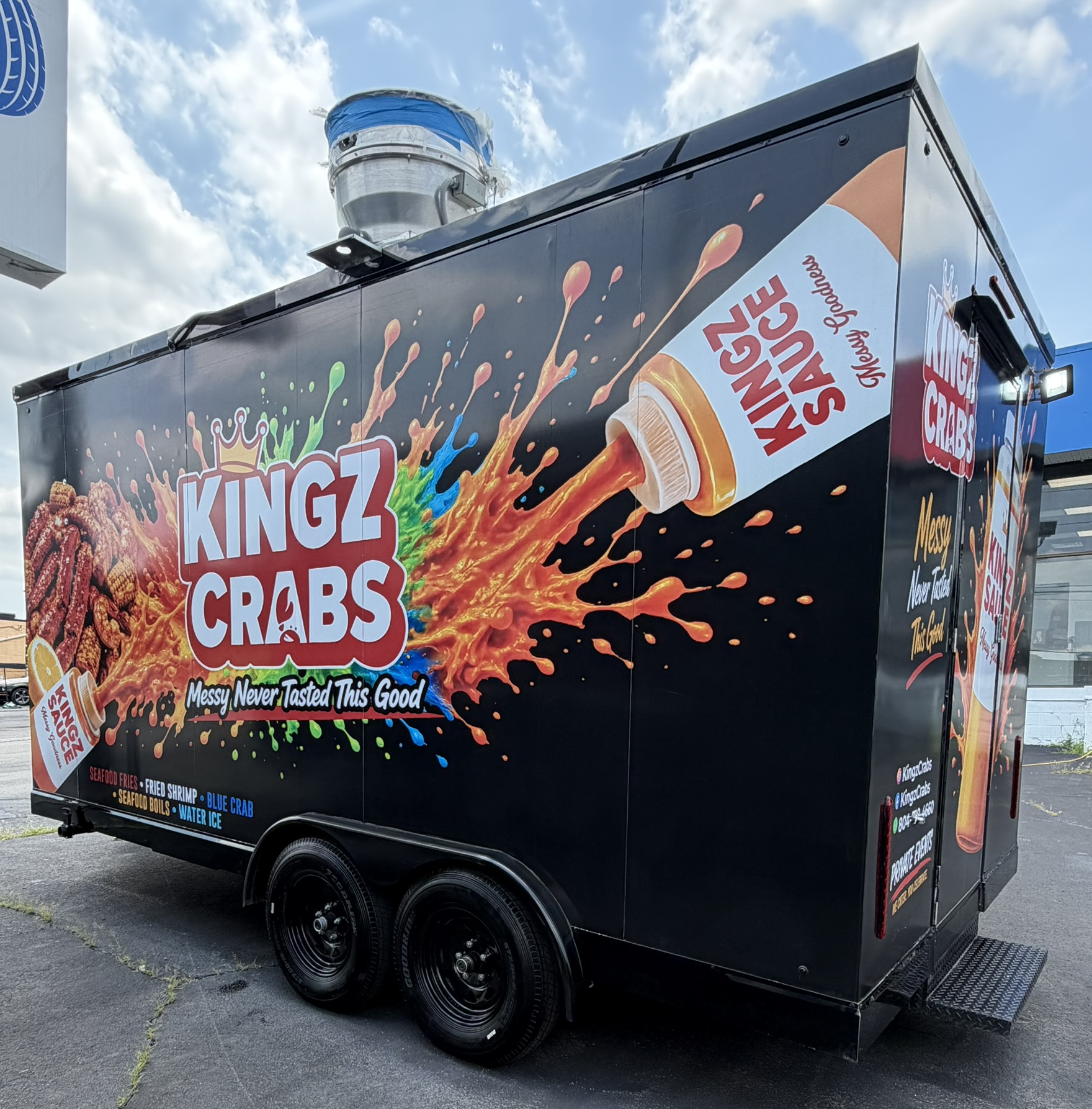 Kingz Crabz custom food trailer photo 7