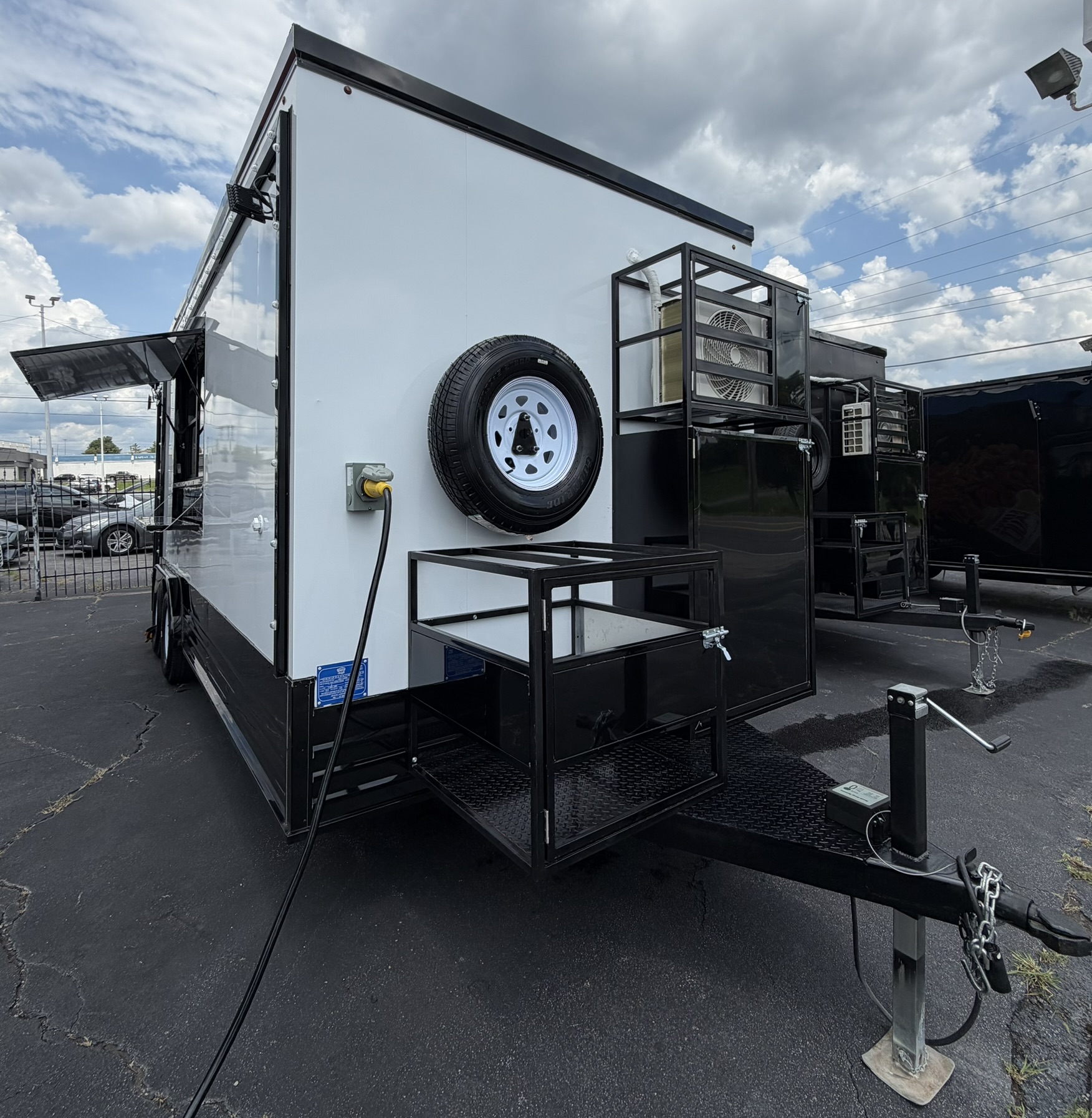 BBQ Porch custom food trailer photo 16